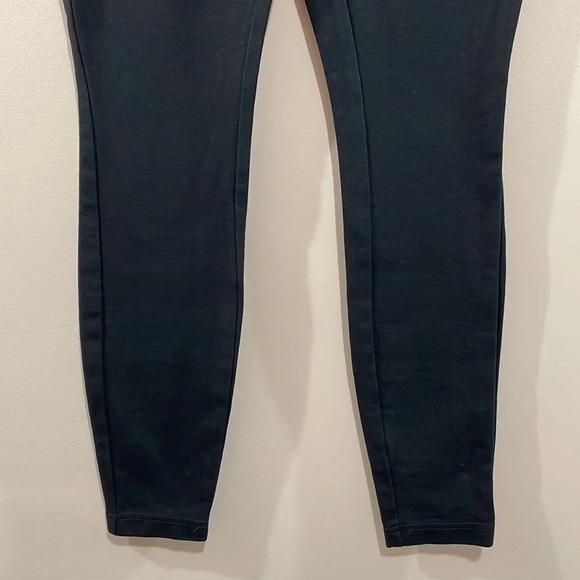 NWOT J. Jill Ponte Smoothing Leggings Black Front Zipper Pockets S - Picture 3 of 15